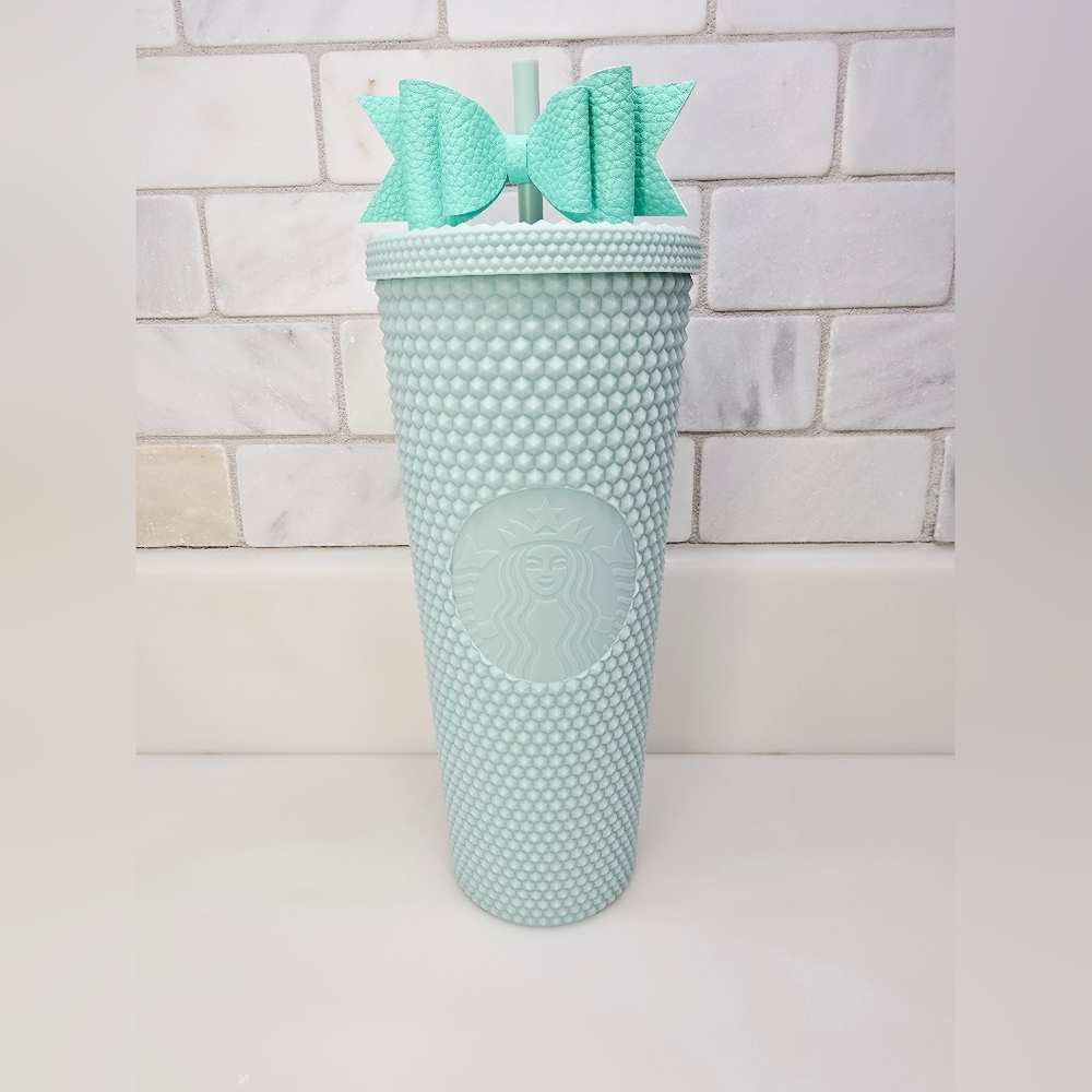 🌈Starbucks Light Green OS Tumbler With Bow